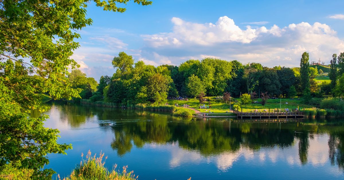 Best neighbourhoods in Warsaw_Ochota -Park Szczęśliwicki
