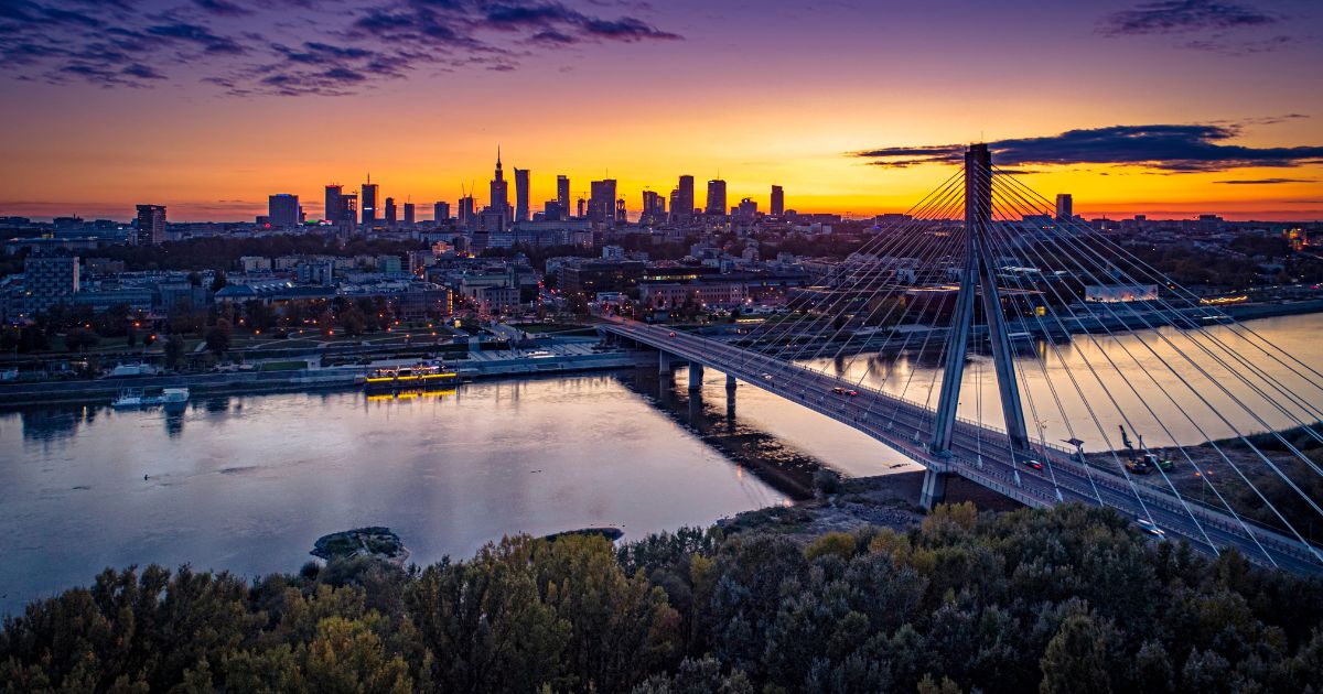 Best neighbourhoods in Warsaw - View to Śródmieście